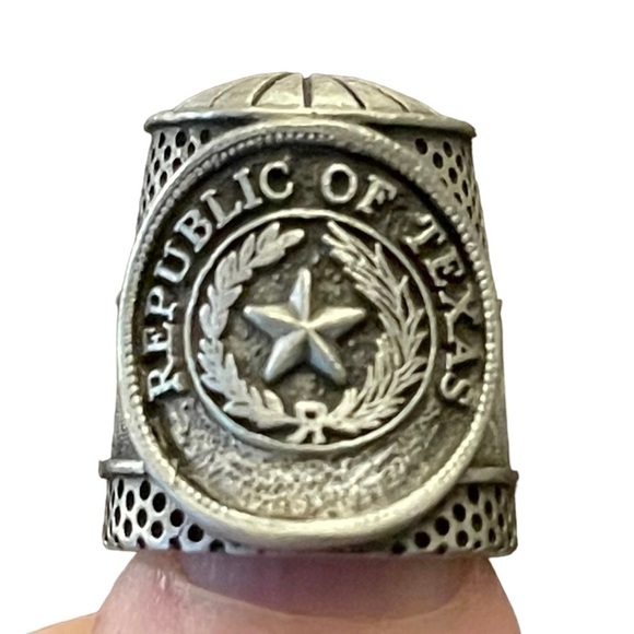 LOT of 6 Texas Themed Souvenir Thimbles - Picture 2 of 13